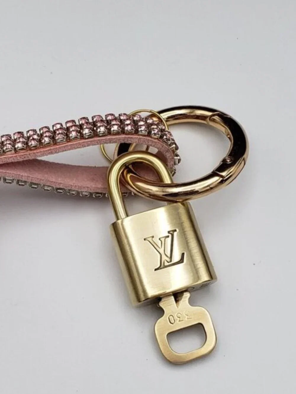 Authentic Louis Vuitton Gold Lock 🔒 Unbranded Hello Kitty Keychain Bag Charm